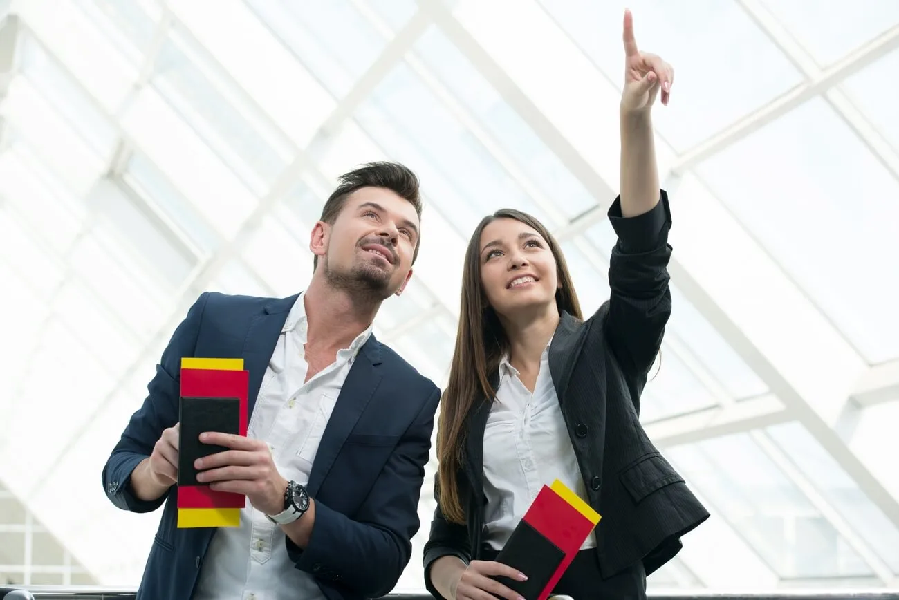 Praca w Niemczech 2024 - czy opłaca się Opinie, zarobki, oferty